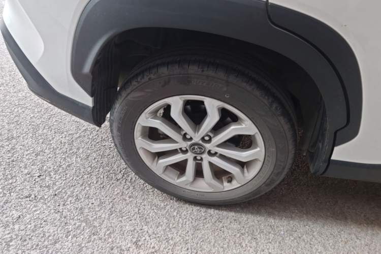 Used Toyota FRONTLANDER 2022 2.0L CVT Leading Edition Right Rear Wheel Hub