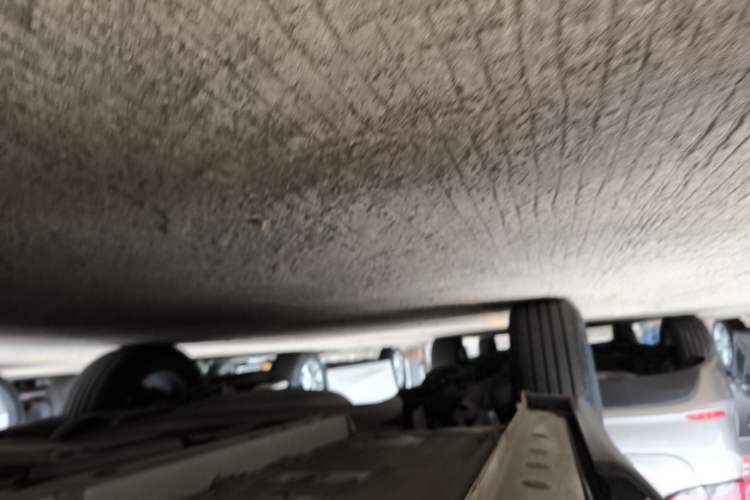 Used Toyota FRONTLANDER 2022 2.0L CVT Luxury Edition Right Side Sill