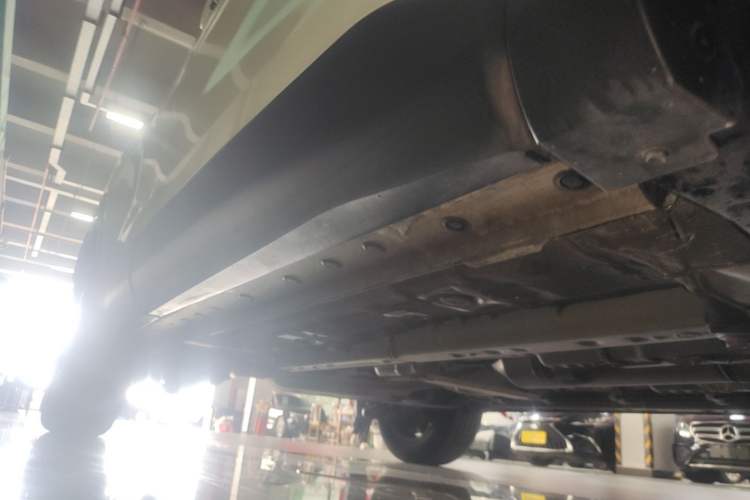 Used Toyota FRONTLANDER 2022 2.0L CVT Luxury Edition Right Side Sill