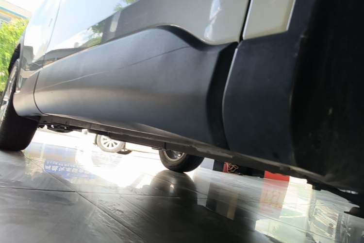 Used Toyota FRONTLANDER 2022 2.0L CVT Leading Edition Right Side Sill