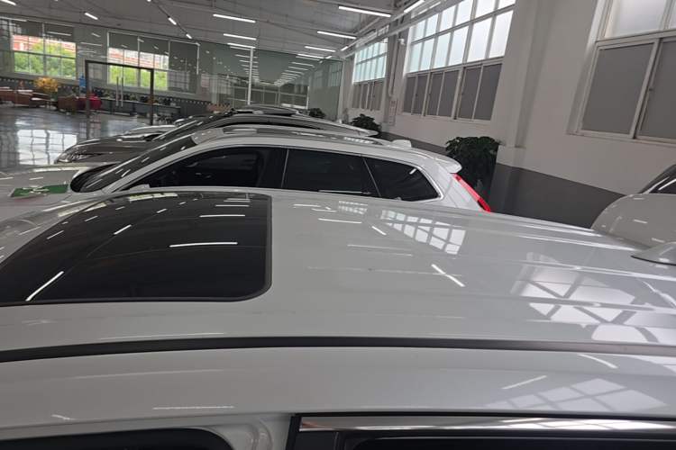 Used Toyota FRONTLANDER 2022 2.0L CVT Luxury PLUS Edition Roof