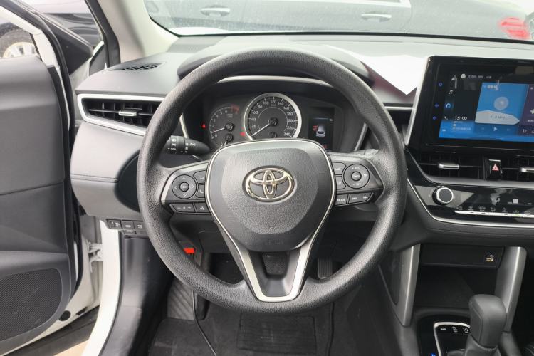 Used Toyota FRONTLANDER 2022 2.0L CVT Luxury PLUS Edition Steering Wheel