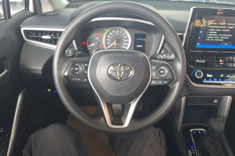 Used Toyota FRONTLANDER 2022 2.0L CVT Luxury PLUS Edition Steering Wheel