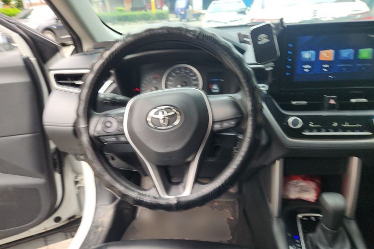 Used Toyota FRONTLANDER 2022 2.0L CVT Elite Edition Steering Wheel
