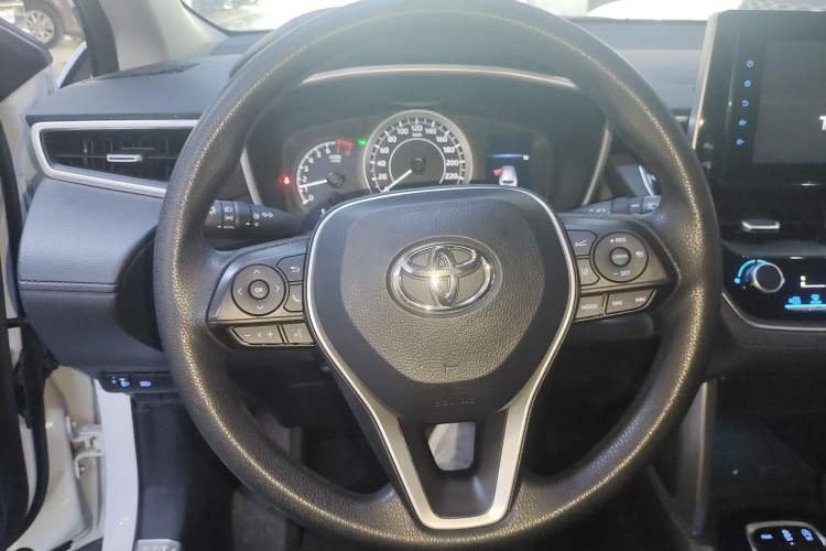 Used Toyota FRONTLANDER 2022 2.0L CVT Luxury Edition Steering Wheel