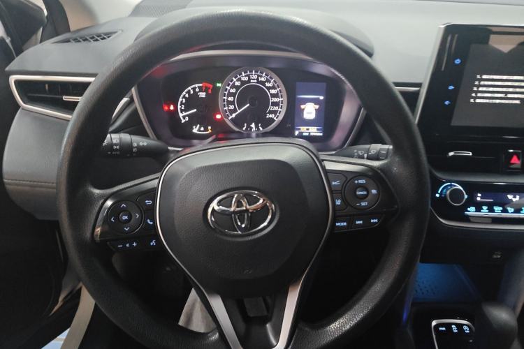 Used Toyota FRONTLANDER 2022 2.0L CVT Luxury PLUS Edition Steering Wheel