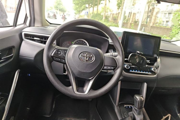 Used Toyota FRONTLANDER 2022 2.0L CVT Elite Edition Steering Wheel