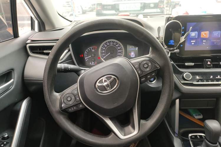 Used Toyota FRONTLANDER 2022 2.0L CVT Luxury Edition Steering Wheel