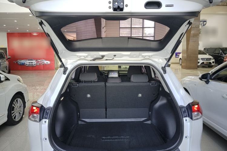 Used Toyota FRONTLANDER 2022 2.0L CVT Leading Edition Trunk