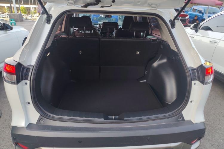 Used Toyota FRONTLANDER 2022 2.0L CVT Luxury Edition Trunk