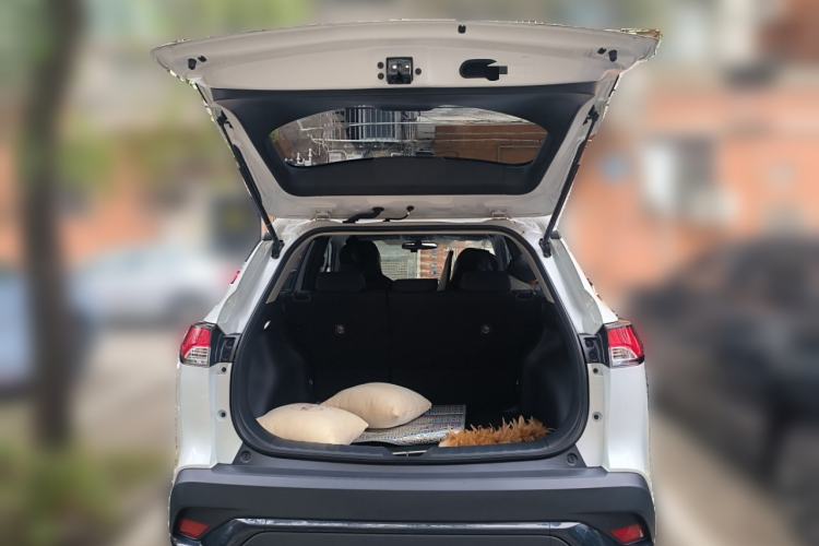 Used Toyota FRONTLANDER 2022 2.0L CVT Elite Edition Trunk
