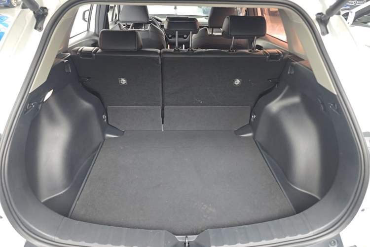 Used Toyota FRONTLANDER 2022 2.0L CVT Luxury PLUS Edition Trunk