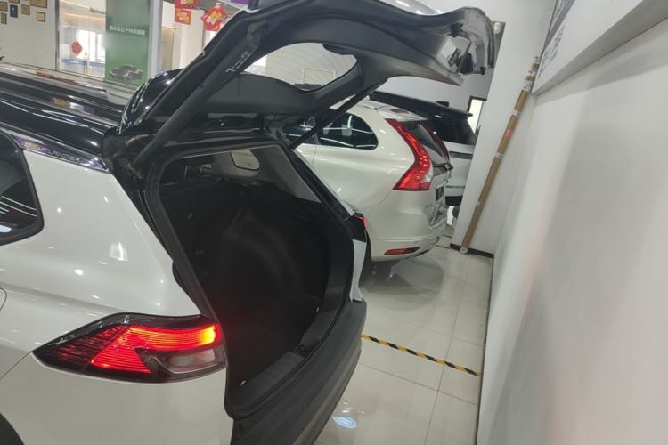 Used Toyota FRONTLANDER 2022 2.0L CVT Luxury PLUS Edition Trunk