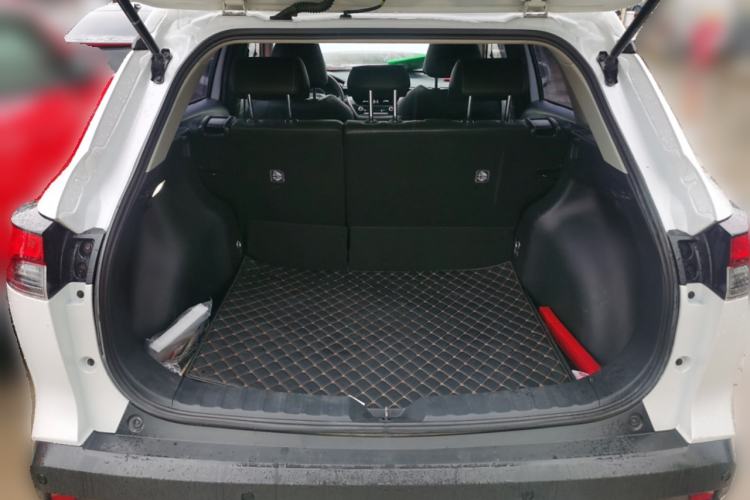 Used Toyota FRONTLANDER 2022 2.0L CVT Luxury Edition Trunk
