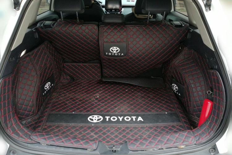 Used Toyota FRONTLANDER 2022 2.0L CVT Luxury Edition Trunk