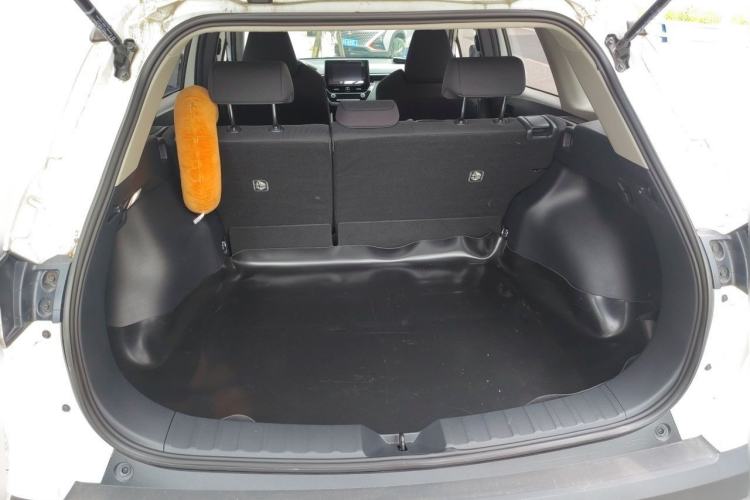 Used Toyota FRONTLANDER 2022 2.0L CVT Elite Edition Trunk