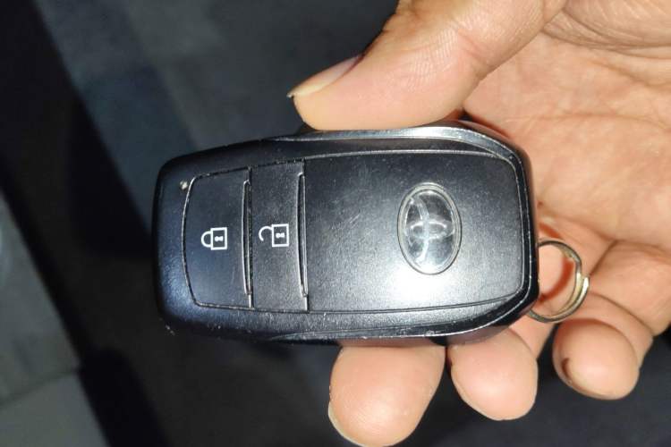 Used Toyota FRONTLANDER 2022 2.0L CVT Luxury Edition Vehicle Key