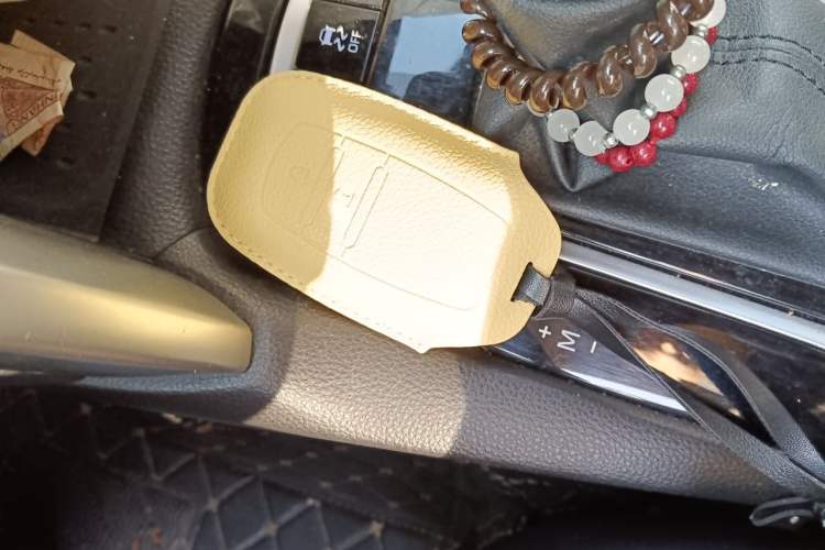 Used Toyota FRONTLANDER 2022 2.0L CVT Leading Edition Vehicle Key