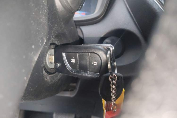 Used Toyota FRONTLANDER 2022 2.0L CVT Elite Edition Vehicle Key