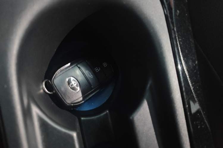 Used Toyota FRONTLANDER 2022 2.0L CVT Luxury PLUS Edition Vehicle Key