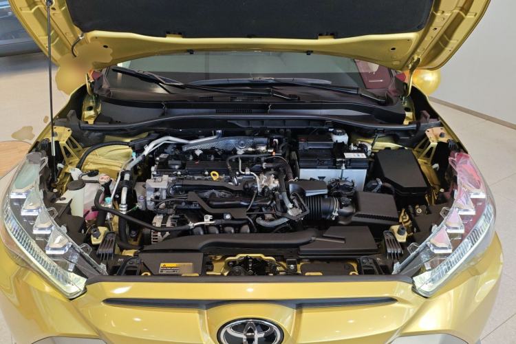 Used Toyota FRONTLANDER 2022 2.0L CVT Luxury PLUS Edition Engine Bay