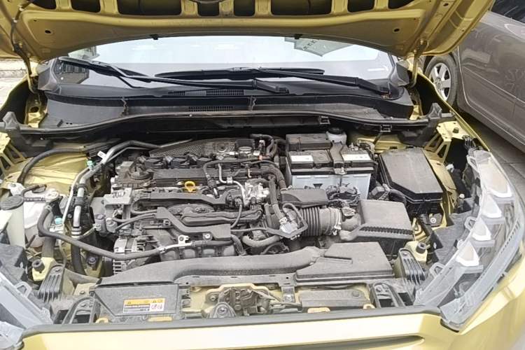 Used Toyota FRONTLANDER 2022 2.0L CVT Luxury Edition Engine Bay
