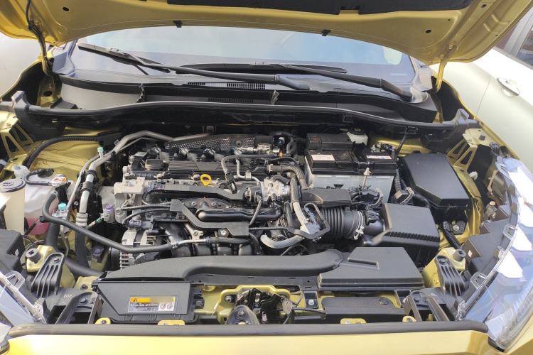 Used Toyota FRONTLANDER 2022 2.0L CVT Luxury PLUS Edition Engine Bay