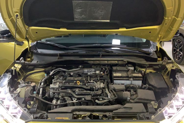 Used Toyota FRONTLANDER 2022 2.0L CVT Luxury PLUS Edition Engine Bay