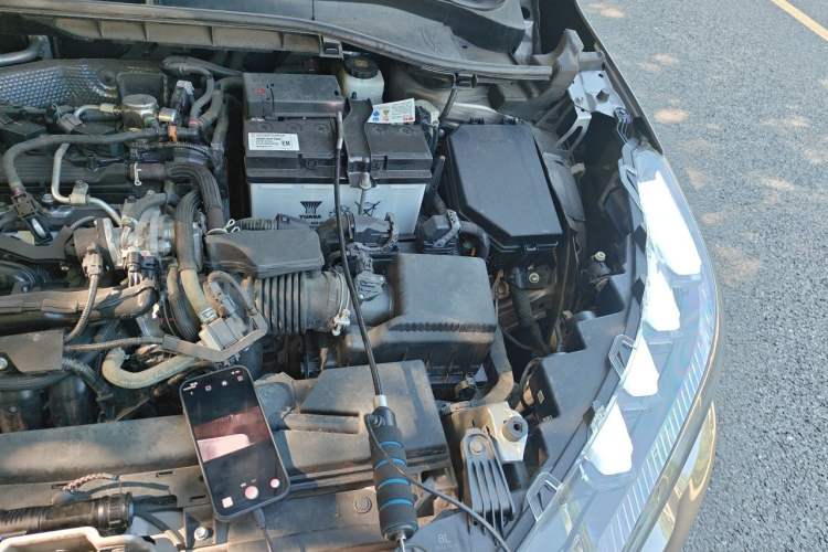 Used Toyota FRONTLANDER 2022 2.0L CVT Luxury Edition Engine Bay Left