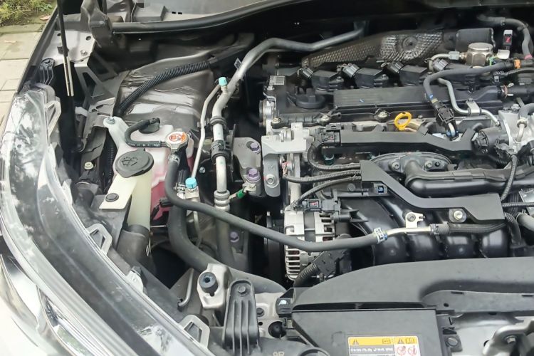 Used Toyota FRONTLANDER 2022 2.0L CVT Leading Edition Engine Bay Right