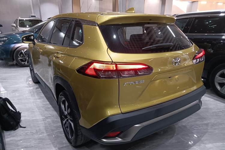 Used Toyota FRONTLANDER 2022 2.0L CVT Luxury PLUS Edition Exterior 3
