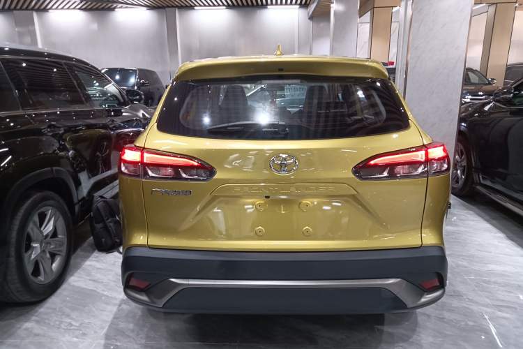 Used Toyota FRONTLANDER 2022 2.0L CVT Luxury PLUS Edition Exterior 4