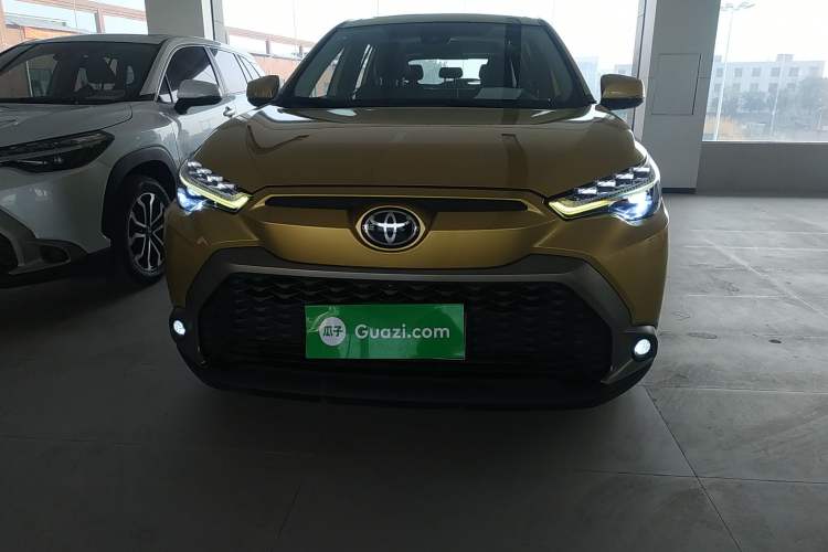 Used Toyota FRONTLANDER 2022 2.0L CVT Luxury PLUS Edition Front