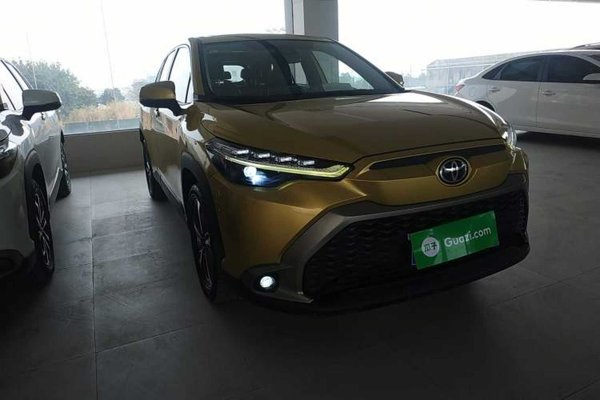 Used Toyota FRONTLANDER 2022 2.0L CVT Luxury PLUS Edition Front Right 45 Deg
