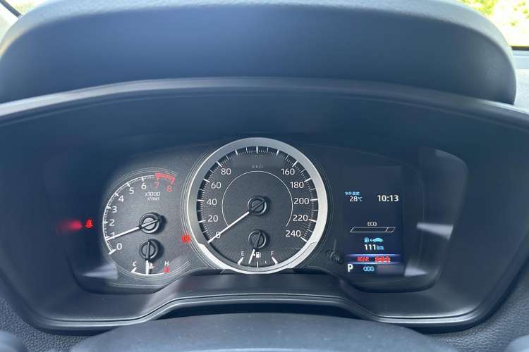 Used Toyota FRONTLANDER 2022 2.0L CVT Elite Edition Instrument Cluster