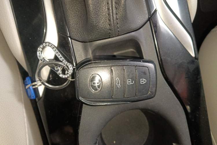 Used Toyota FRONTLANDER 2022 2.0L CVT Luxury PLUS Edition Interior 1