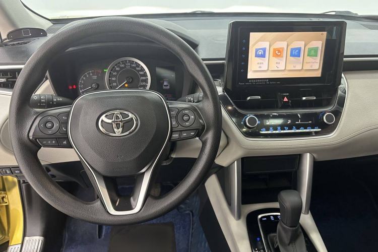 Used Toyota FRONTLANDER 2022 2.0L CVT Leading Edition Interior 3