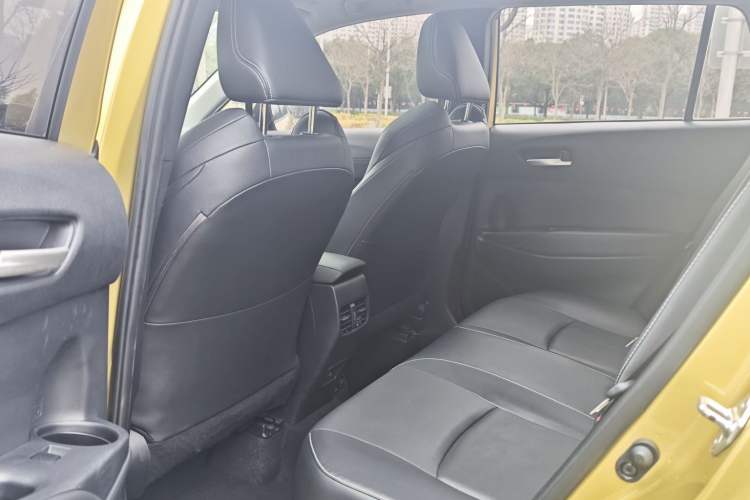 Used Toyota FRONTLANDER 2022 2.0L CVT Luxury PLUS Edition Interior 4