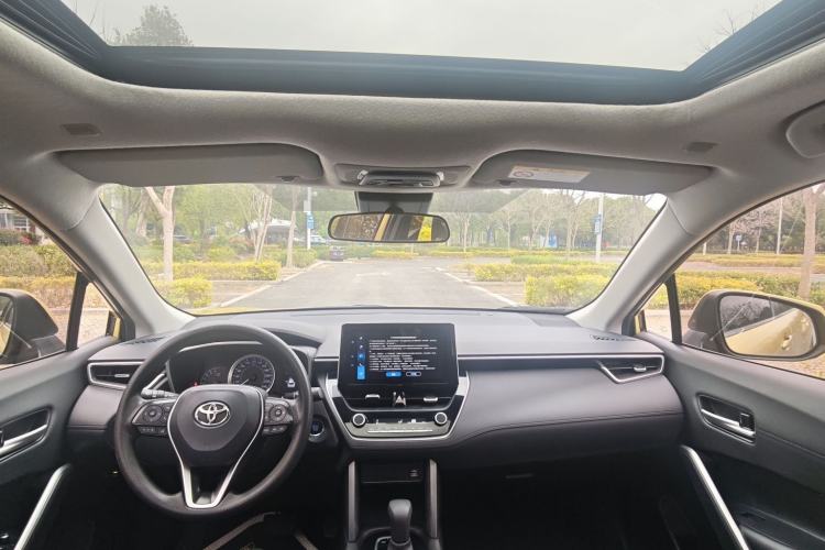 Used Toyota FRONTLANDER 2022 2.0L CVT Luxury PLUS Edition Interior 5