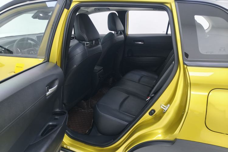 Used Toyota FRONTLANDER 2022 2.0L CVT Luxury PLUS Edition Interior 6