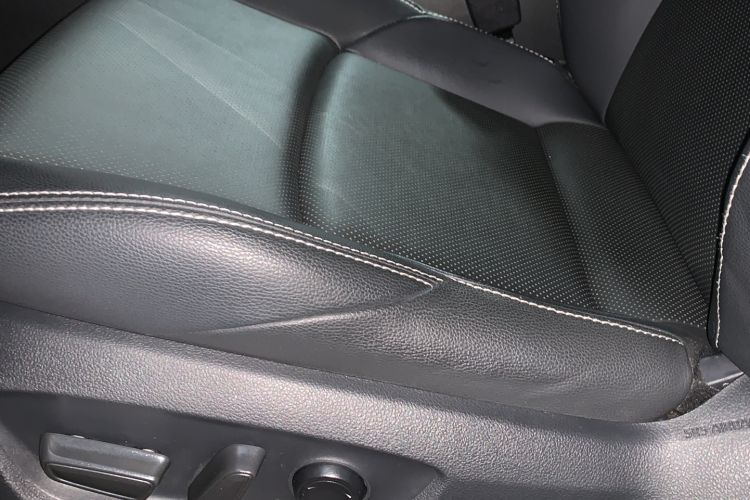 Used Toyota FRONTLANDER 2022 2.0L CVT Luxury PLUS Edition Interior 7