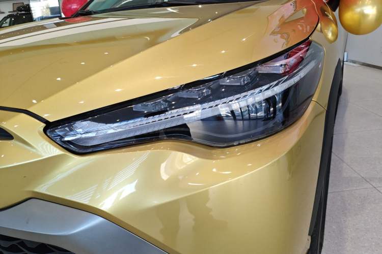 Used Toyota FRONTLANDER 2022 2.0L CVT Luxury PLUS Edition Left Front Headlight