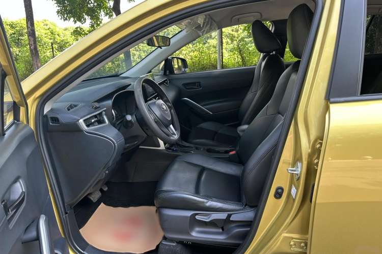 Used Toyota FRONTLANDER 2022 2.0L CVT Elite Edition Left Front Seat