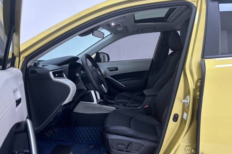 Used Toyota FRONTLANDER 2022 2.0L CVT Leading Edition Left Front Seat