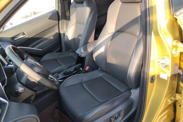 Used Toyota FRONTLANDER 2022 2.0L CVT Luxury PLUS Edition Left Front Seat