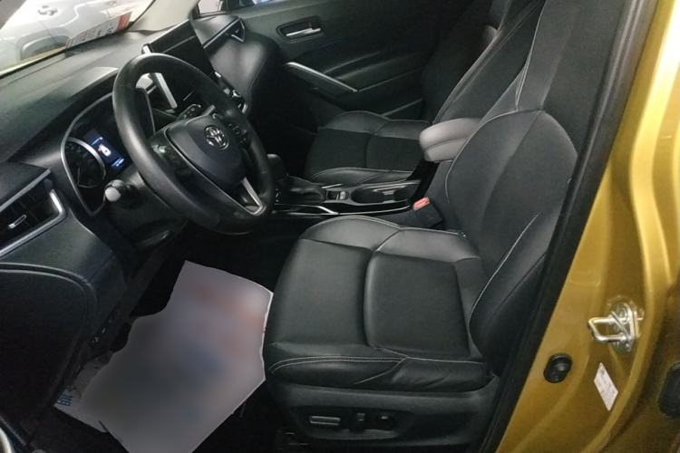 Used Toyota FRONTLANDER 2022 2.0L CVT Luxury PLUS Edition Left Front Seat