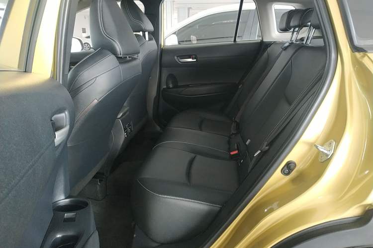 Used Toyota FRONTLANDER 2022 2.0L CVT Luxury PLUS Edition Left Rear Seat