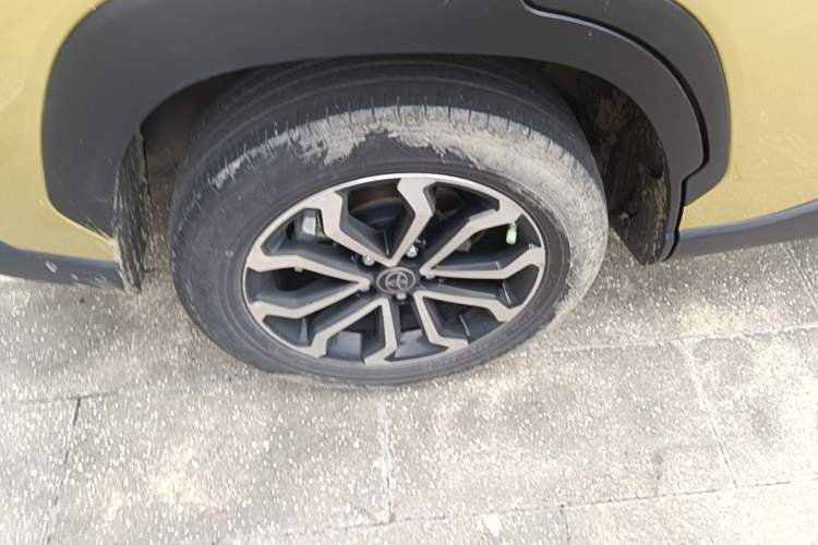 Used Toyota FRONTLANDER 2022 2.0L CVT Luxury Edition Right Rear Wheel Hub