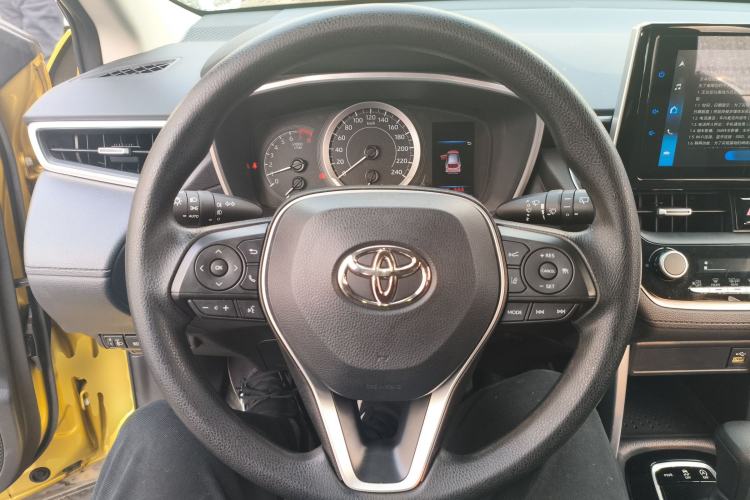 Used Toyota FRONTLANDER 2022 2.0L CVT Luxury PLUS Edition Steering Wheel