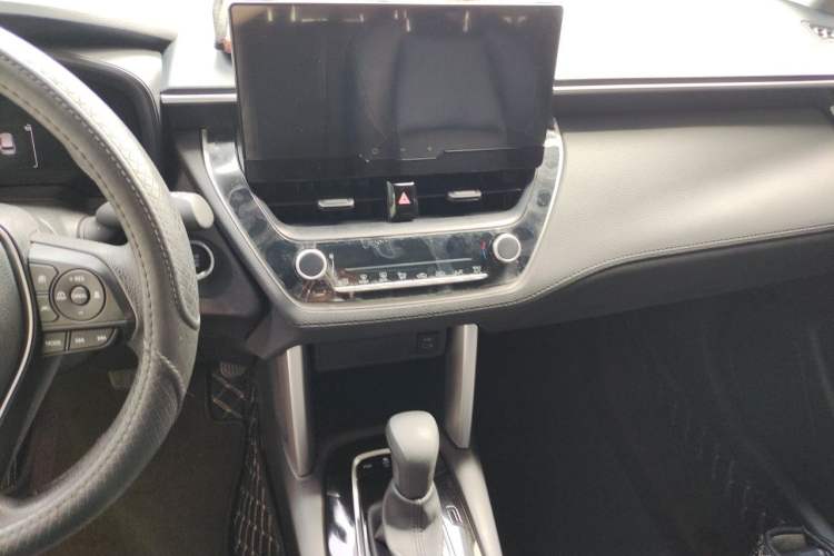 Used Toyota FRONTLANDER 2023 2.0L CVT Leading Edition Audio And AC Panel
